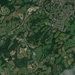East Grinstead High Resolution Satellite Map