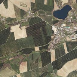 Kretzschau High Resolution Satellite Map