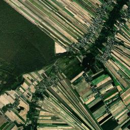 Łopiennik Górny High Resolution Satellite Map
