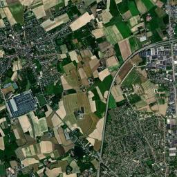 Hooglede High Resolution Satellite Map