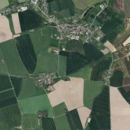 Pölzig High Resolution Satellite Map