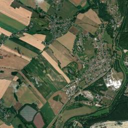 Hirschfelde High Resolution Satellite Map