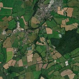 Sturminster Newton High Resolution Satellite Map