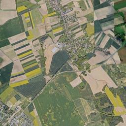 Uciechów High Resolution Satellite Map