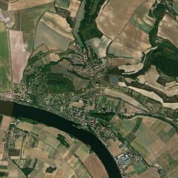 Křešice High Resolution Satellite Map