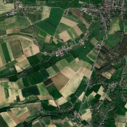 Pernes High Resolution Satellite Map