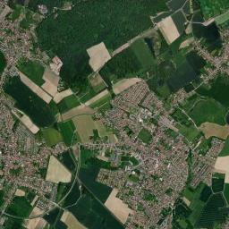 Ostricourt High Resolution Satellite Map
