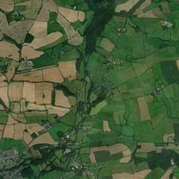 Yealmpton High Resolution Satellite Map