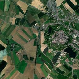 Le Quesnoy High Resolution Satellite Map