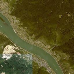 Trechtingshausen High Resolution Satellite Map