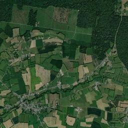 Esquéhéries High Resolution Satellite Map