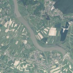 Łączany High Resolution Satellite Map