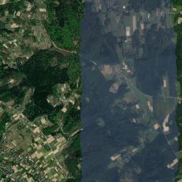 Połomia High Resolution Satellite Map