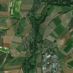 Omissy High Resolution Satellite Map