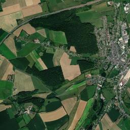 Aumale High Resolution Satellite Map