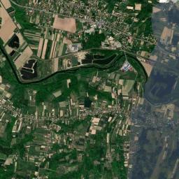 Skołyszyn High Resolution Satellite Map