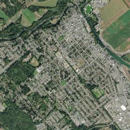 Courtenay High Resolution Satellite Map
