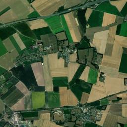 Valliquerville High Resolution Satellite Map