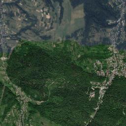 Iwonicz-Zdrój High Resolution Satellite Map