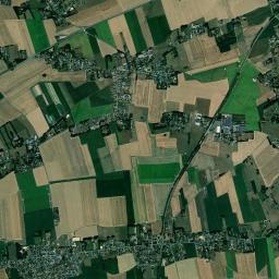 La Remuée High Resolution Satellite Map