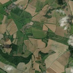 Měčín High Resolution Satellite Map