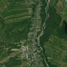 Białka Tatrzańska High Resolution Satellite Map