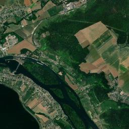 Pîtres High Resolution Satellite Map