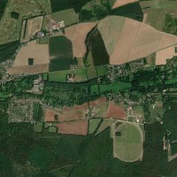 Avilly-Saint-Léonard High Resolution Satellite Map