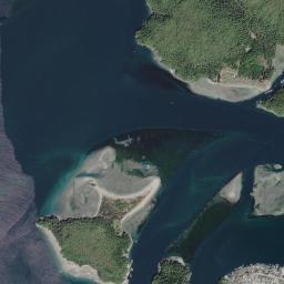Tofino High Resolution Satellite Map