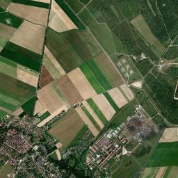 Suippes High Resolution Satellite Map