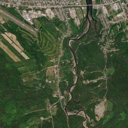 Sainte-Anne-des-Monts High Resolution Satellite Map