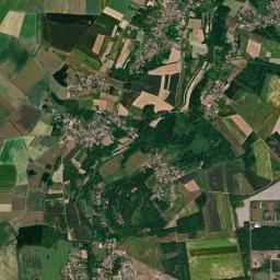 La Chapelle-Réanville High Resolution Satellite Map