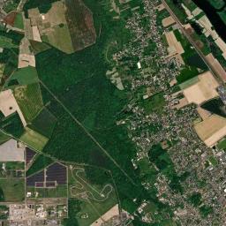 Saint-Marcel High Resolution Satellite Map