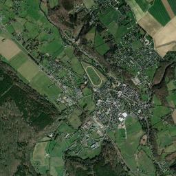 Beaumont-le-Roger High Resolution Satellite Map