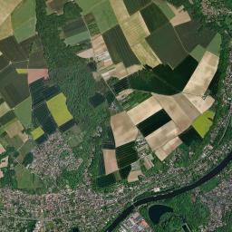 Auvers-sur-Oise High Resolution Satellite Map