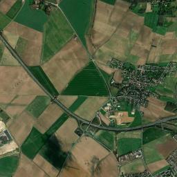 Fontenay-en-Parisis High Resolution Satellite Map