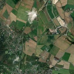 Écouen High Resolution Satellite Map