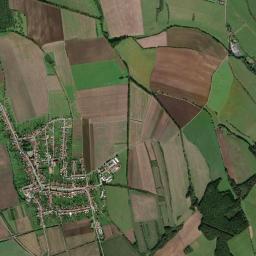 Bánov High Resolution Satellite Map