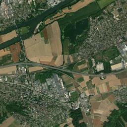 Épône High Resolution Satellite Map