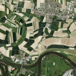 Parkstetten High Resolution Satellite Map
