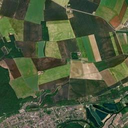 Ézy-sur-Eure High Resolution Satellite Map