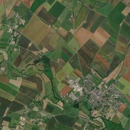 Trun High Resolution Satellite Map