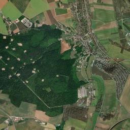 Beynes High Resolution Satellite Map