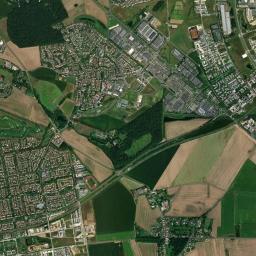 Chanteloup-en-Brie High Resolution Satellite Map