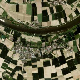 Stephansposching High Resolution Satellite Map