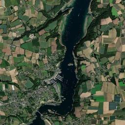 Lézardrieux High Resolution Satellite Map