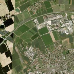 Plattling High Resolution Satellite Map