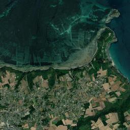 Plouézec High Resolution Satellite Map