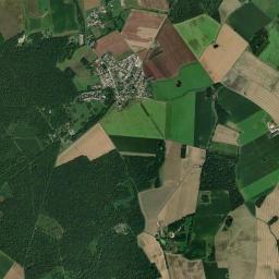 Neufmoutiers-en-Brie High Resolution Satellite Map