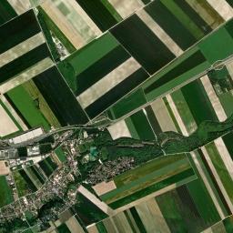 Connantre High Resolution Satellite Map